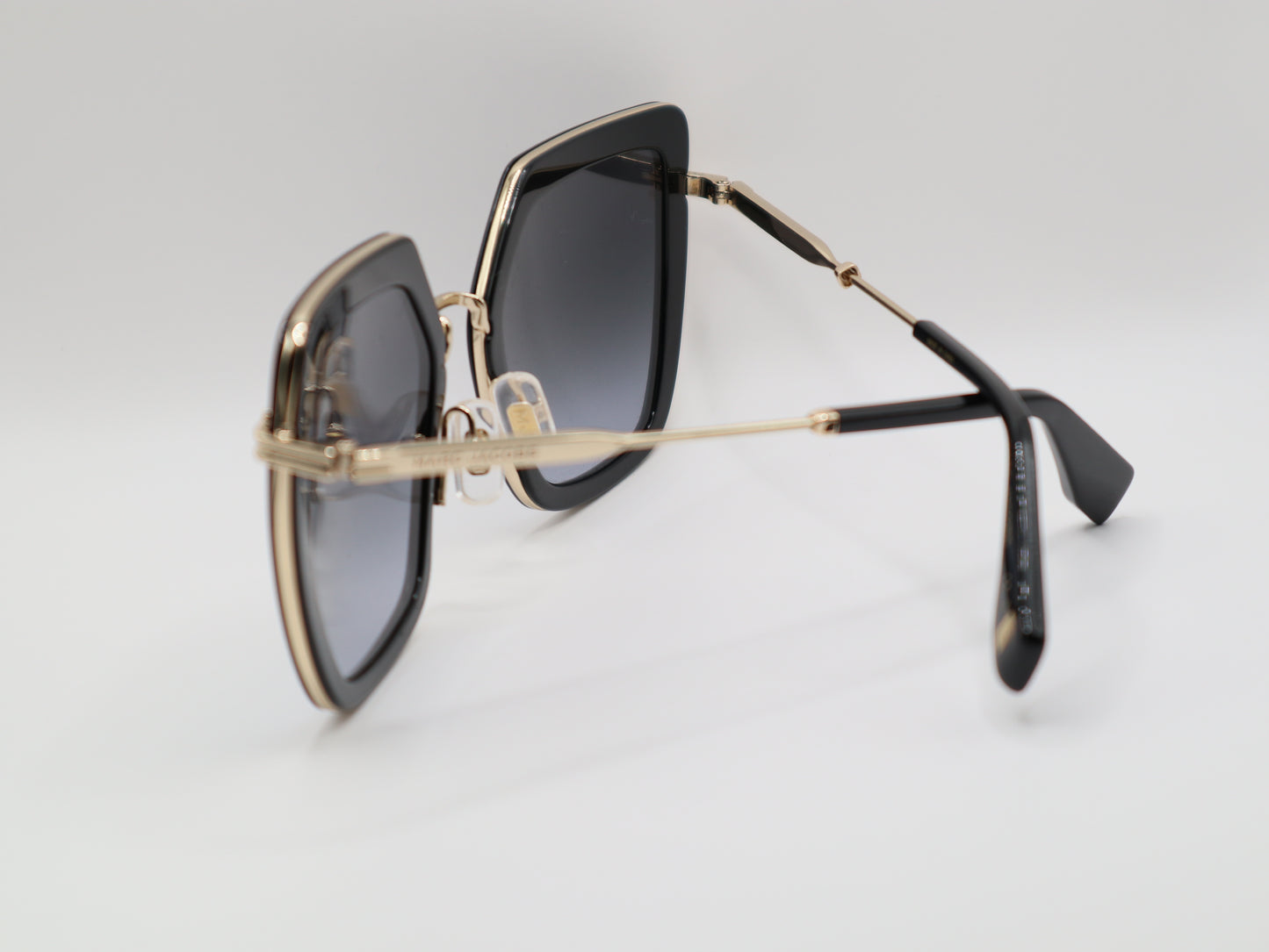 MARC JACOBS Sunglasses