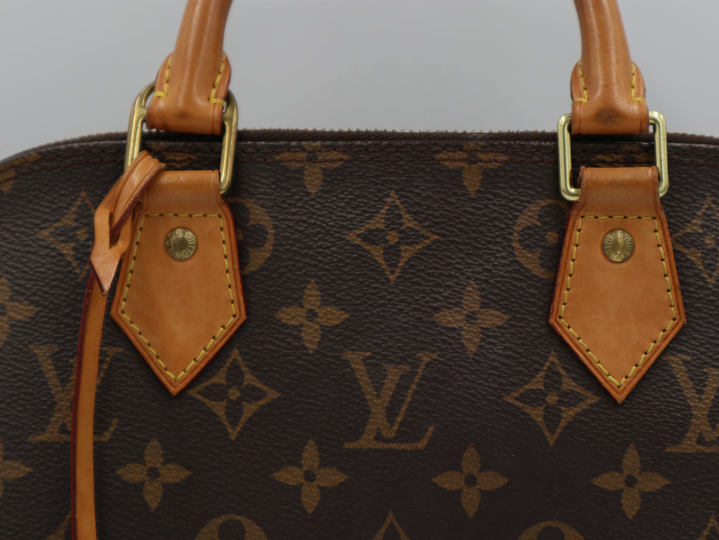 LOUIS VUITTON LV Monogram Alma MM