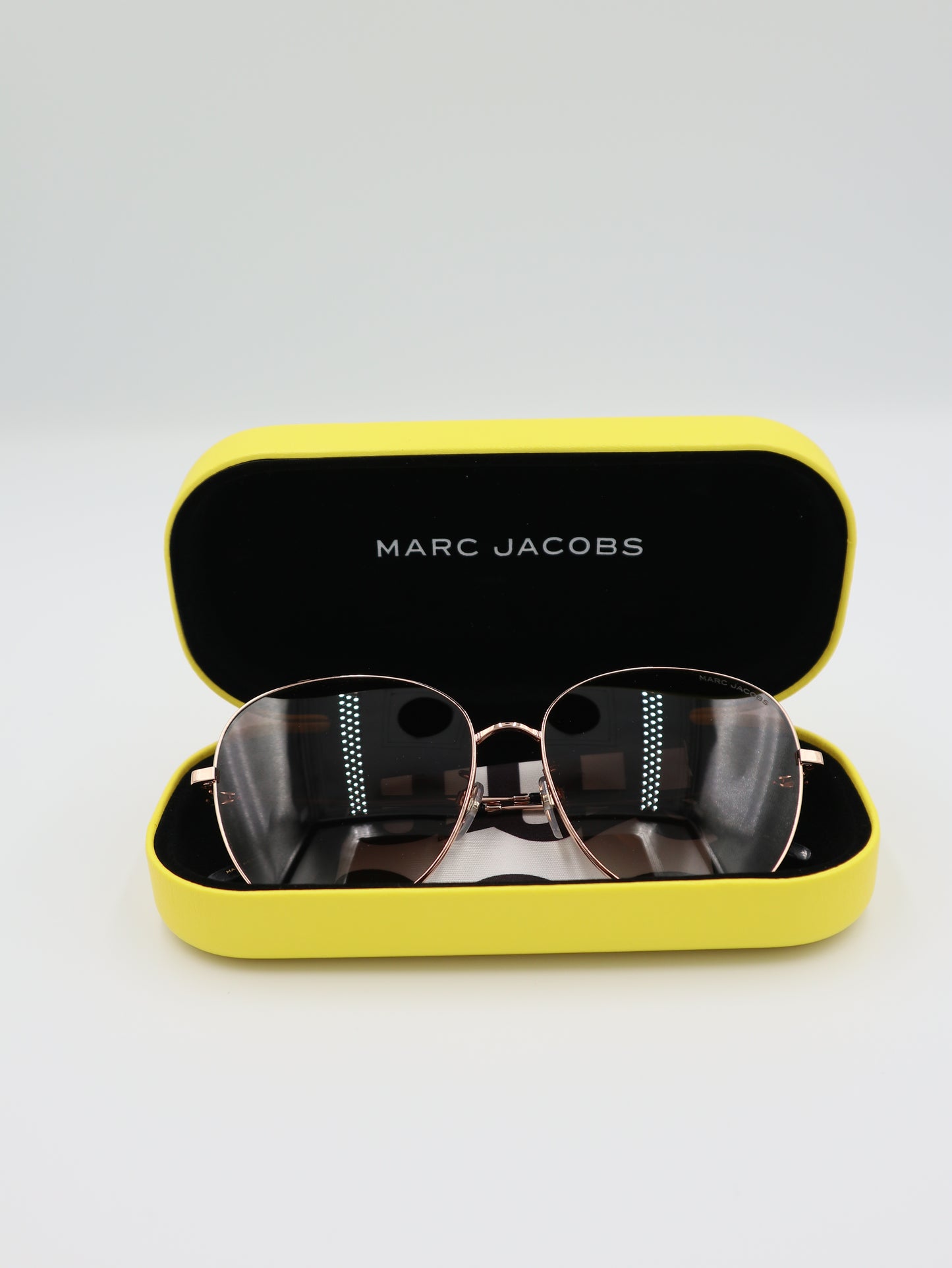 MARC JACOBS Sunglasses